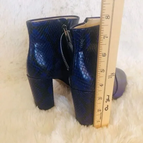 VINCE CAMUTO Blue Sanstan Ankle Boots/Booties Size: US 6 M /36.5 $149 - Picture 8 of 12